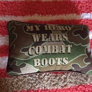 Sols⭐️military decor pillow (small)